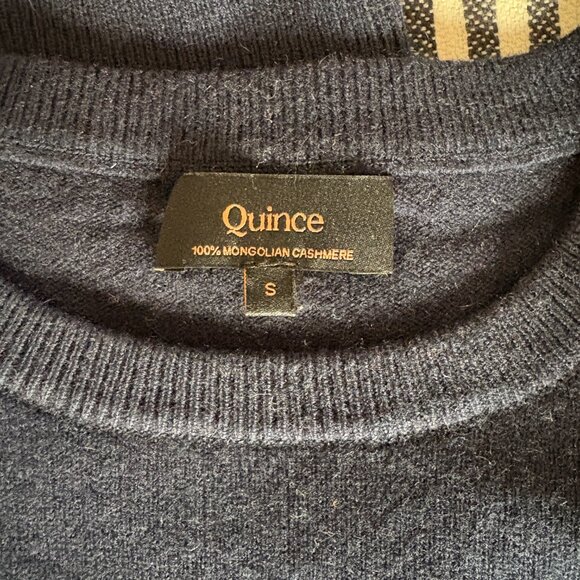 Quince Mongolian Cashmere Crewneck - Picture 2 of 4